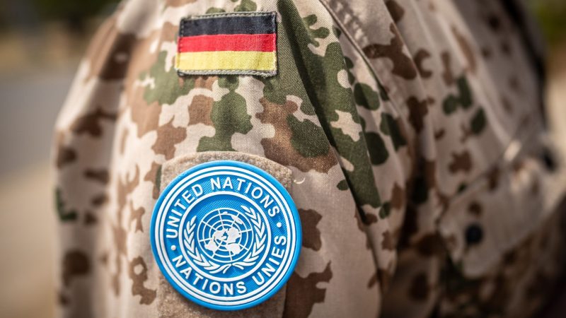 Mit etwa 13.000 Blauhelm-Soldaten aus 73 Ländern ist «Unmiss» derzeit die weltweit größte Friedensmission der Vereinten Nationen.