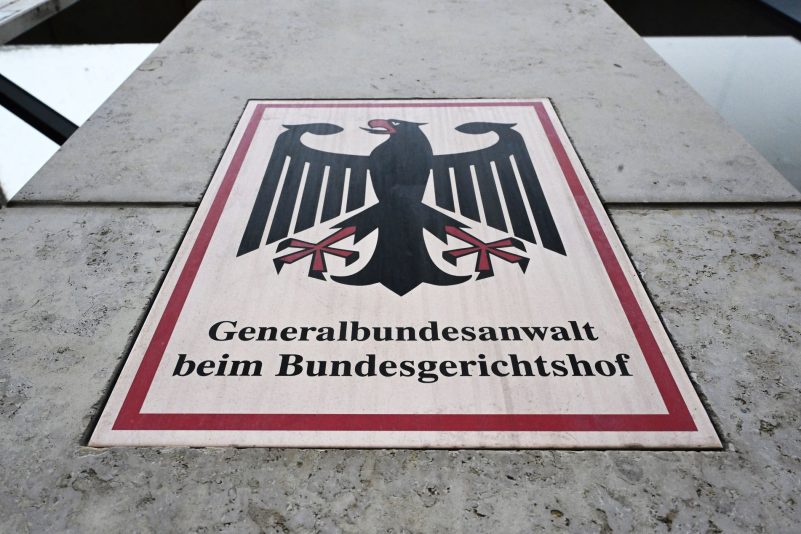 Die Bundesanwaltschaft beschäftigt sich mit einem Linksextremen, der in Budapest Angriffe gegen Rechte ausübte.