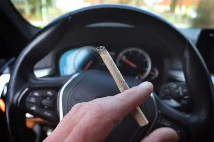 Kommission schlägt Grenzwert für Cannabis am Steuer vor