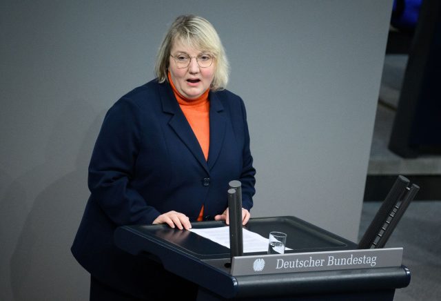 Das Rentenpaket setze den Koalitionsvertrag eins zu eins um, so Katja Mast.