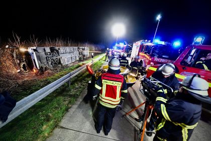Erneut Busunglück auf Autobahn: Mehr als 20 Verletzte in NRW