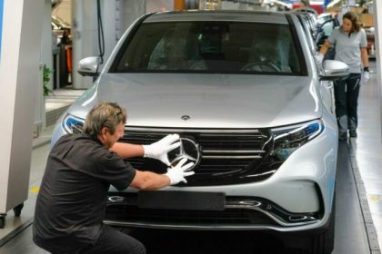 Möglicher Motorausfall: Mercedes-Benz ruft weltweit rund 261.000 SUVs zurück