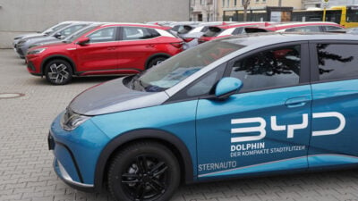 Schwache Nachfrage und Schimmel: Chinas E-Auto-Riese stolpert auf dem deutschen Markt