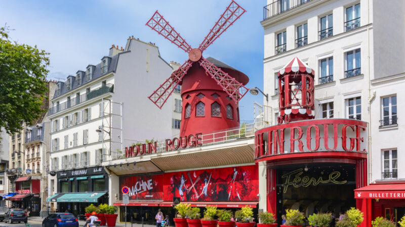Pariser Wahrzeichen: Windmühlenflügel des Moulin Rouge eingestürzt