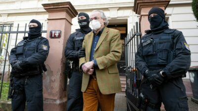 Nach knapp 17 Monaten U-Haft: „Reichsbürger“ müssen sich vor Gericht verantworten