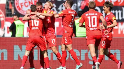 Holstein Kiel hat Aufstieg vor Augen – auch der HSV siegt