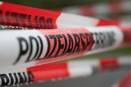 Mann sticht Arzt auf Klinikgelände in Bayern nieder – Tatverdächtiger festgenommen