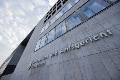 Strafbefehl über 16.100 Euro: Beleidigung mit „Dürre im Kopf“ könnte Volkswirt teuer zu stehen kommen