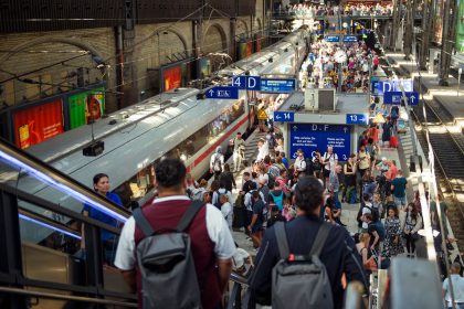 Grüne: Bis 2035 stündlich getaktete Fernverkehrsanbindung für jede Großstadt