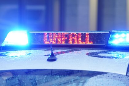 13 Unfälle durch Hagel und Regen auf der A5