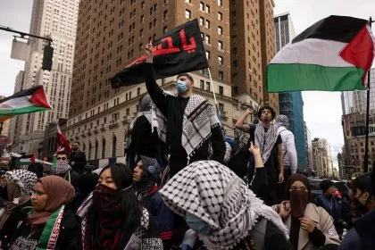 Demos an New Yorker Uni: Rabbi warnt jüdische Studenten