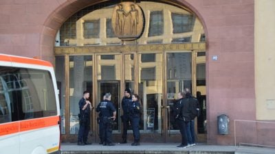 Polizei schießt auf Bewaffneten in Mannheimer Bibliothek: tot