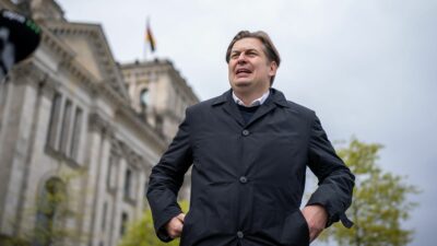 Brüssel: Razzia im Büro von AfD-Spitzenkandidaten Maximilian Krah