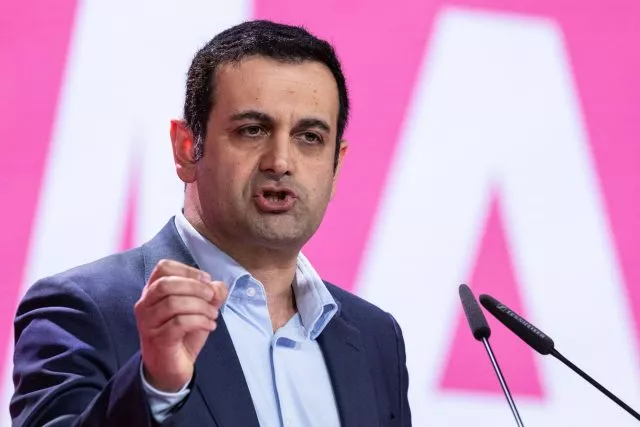 «Wenn wir als FDP uns der wirtschaftlichen Zukunftsfähigkeit des Landes nicht annehmen, dann wird es niemand tun»: FDP-Generalsekretär Bijan Djir-Sarai.