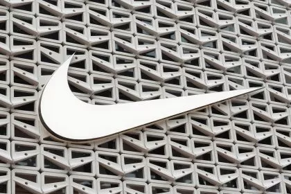 Streifen auf Sporthosen: Teilsieg für Nike im Markenstreit mit Adidas