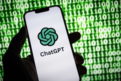 ChatGPT: OpenAI will „verdächtige Chats“ an Behörden weiterleiten