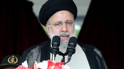 Irans Präsident Raisi in Helikopter-Unfall verwickelt – auch Schicksal des Außenministers unklar