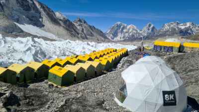 Nepalese bezwingt zum 29. Mal den Mount Everest und stellt neuen Rekord auf