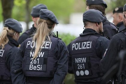 Polizei in Sachsen ermittelt nach Vorfall mit wehrmachtsähnlichen Fahrzeugen
