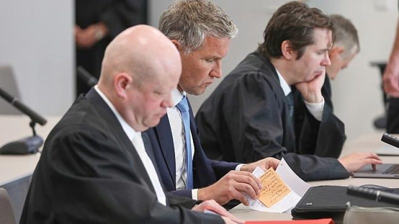 Landgericht Halle: Björn Höcke wegen „Alles für Deutschland“ zu Geldstrafe verurteilt