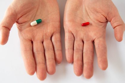 Glaube versus Medikamente: Wie Ihre Gedanken Ihre Gesundheit formen