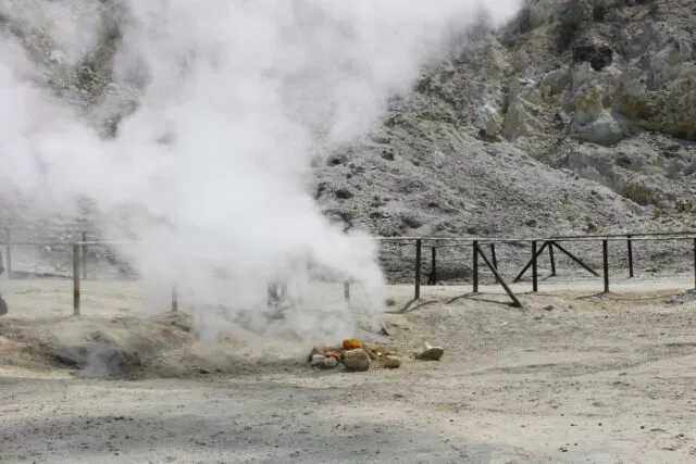 Gasaustritt aus den Campi Flegrei