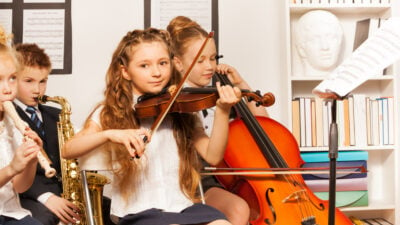 Musikschulen im Dilemma: Scheinselbständigkeit auf dem Prüfstand