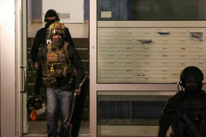 SEK-Einsatz: „Reichsbürger“ bedroht Polizei mit Messer