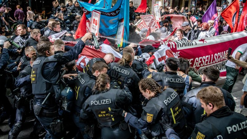 1. Mai: Großes Polizeiaufgebot in Berlin – Krah wieder öffentlich aufgetreten