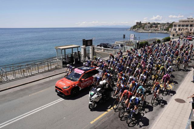 Die fünfte Etappe des 107. Giro d'Italia führte von Genua nach Lucca.