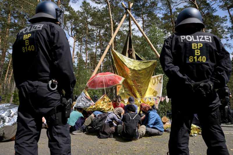 Es war immer wieder zu Zusammenstößen zwischen Protestteilnehmern und der Polizei gekommen.
