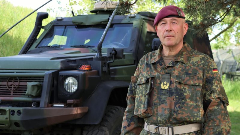 Generalmajor Dirk Faust: Seine Division steuert die Übung mit insgesamt etwa 4500 Teilnehmern in Ungarn und Rumänien.