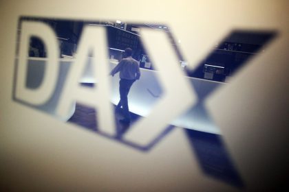 Anleger warten ab: Dax auf Konsoliderungskurs
