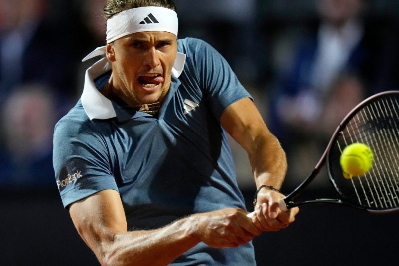 Hat sich im Achtelfinale von Rom mit 6:2, 6:7 (11:13) und 6:1 gegen den Bulgaren Grigor Dimitrow durchgesetzt: Alexander Zverev.