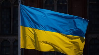 Kiew nimmt konsularische Dienste für Auslandsukrainer im wehrfähigen Alter wieder auf