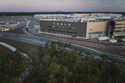 Tesla will mehr Wald roden – Gemeinde stimmt heute ab