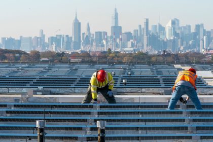 Kurswechsel der US-Energiepolitik: Trump beendet Subventionen für Solar- und Windkraft