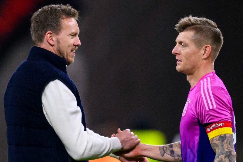 Toni Kroos (r) will seine sportliche Karriere nach der EM beenden.