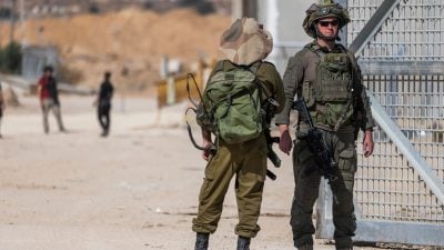 Israel: Vier Geiseln in Hamas-Gefangenschaft getötet – Sprengt der USA-Gaza-Deal die israelische Regierung?