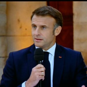 TICKER Europawahl: Macron löst Nationalversammlung auf und kündigt Neuwahlen an