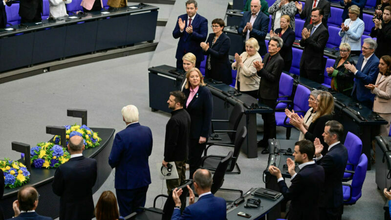 Selenskyj Hält Rede Im Bundestag – Bündnis Sahra Wagenknecht Und AfD ...