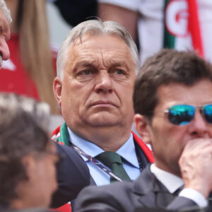 Orbáns Eskorte in Stuttgart verunglückt: Ein Polizist stirbt, ein Schwerverletzter