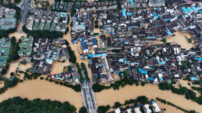 Unwetter und Überschwemmungen fordern zahlreiche Opfer in China