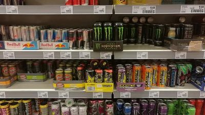 Energydrinks: CDU spricht sich gegen Mindestalter beim Verkauf aus