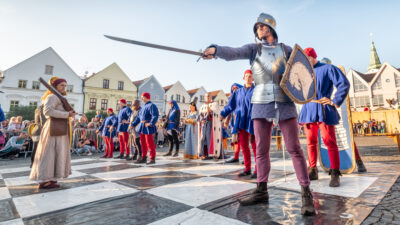 Wochenrückblick (Teil 3): Schach im Mittelalter – Gute Ritter sollten das können