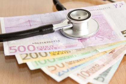Krankenkassen müssen auch nach Tod des Versicherten zahlen