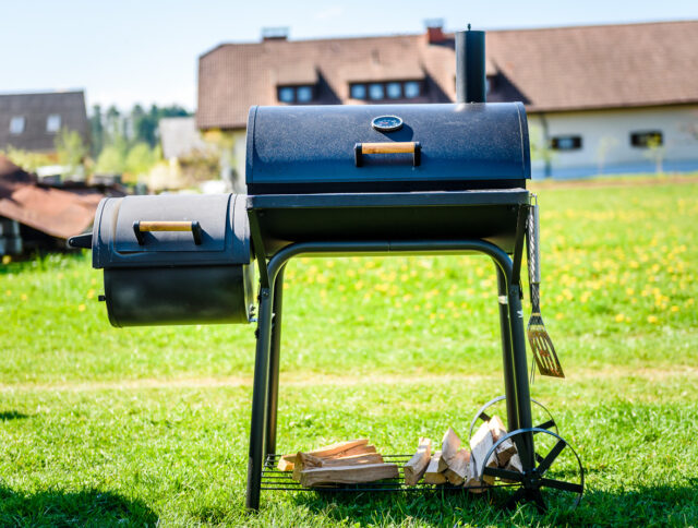 Ein Smoker ist ein typisch amerikanischer Grill