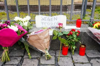 Trauerfeier und Gedenkminute für getöteten Polizisten