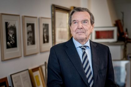 Schröder fordert Rückgabe seines Bundestagsbüros