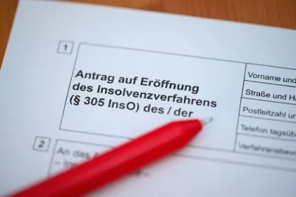 Kerngesellschaft der Weltbild-Gruppe meldet erneut Insolvenz an